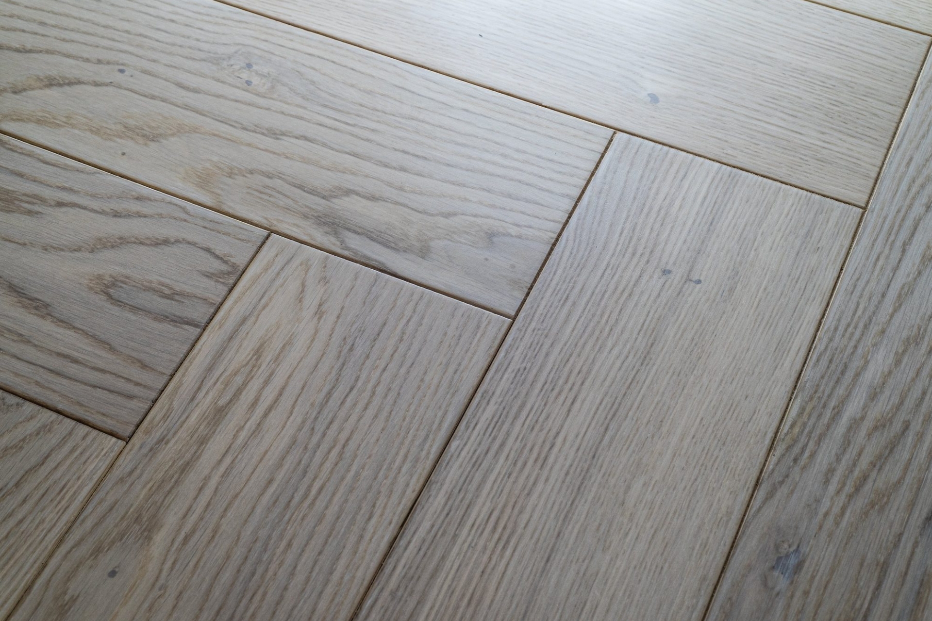 Инженерный паркет «Damy Floor» Ванильный (укладка елочкой) — купить в Симферополе