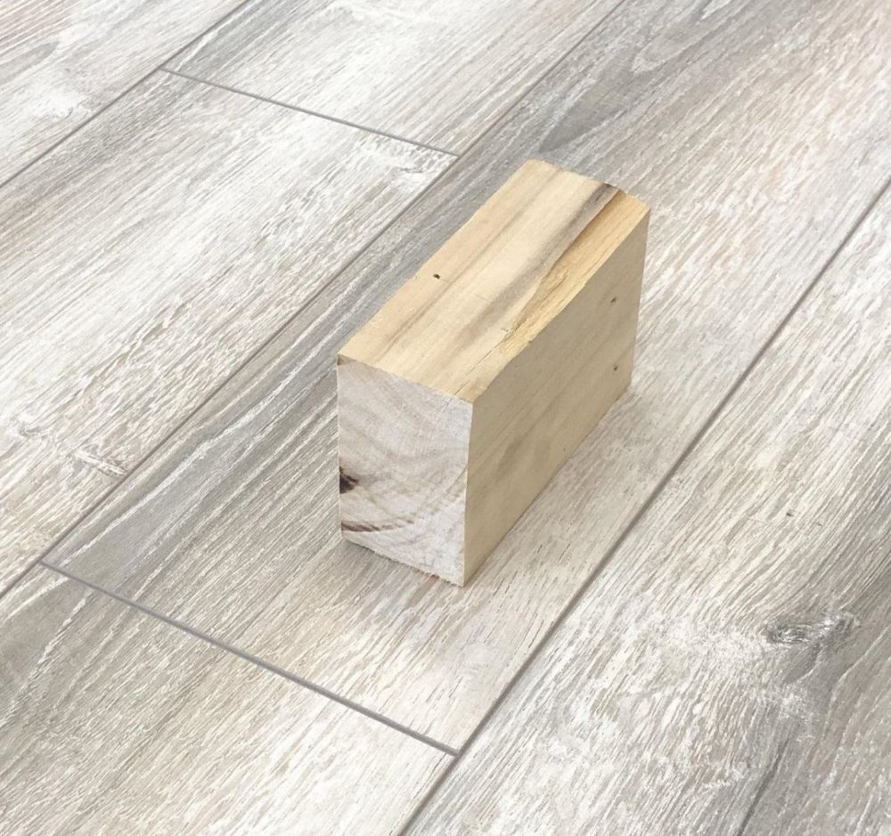 Ламинат "SunFloor" 8/33 4NV Сосна Тахо 52 (1380*159*8 мм) — купить в Симферополе