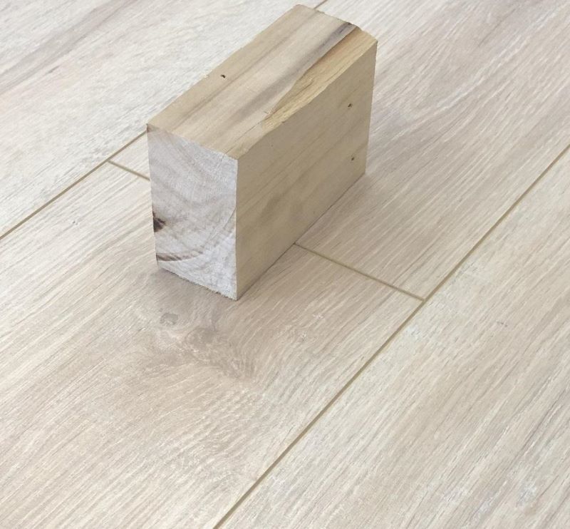 Ламинат "SunFloor" 8/32 4V Дуб Самоа 33 (1380*193*8 мм) — купить в Симферополе