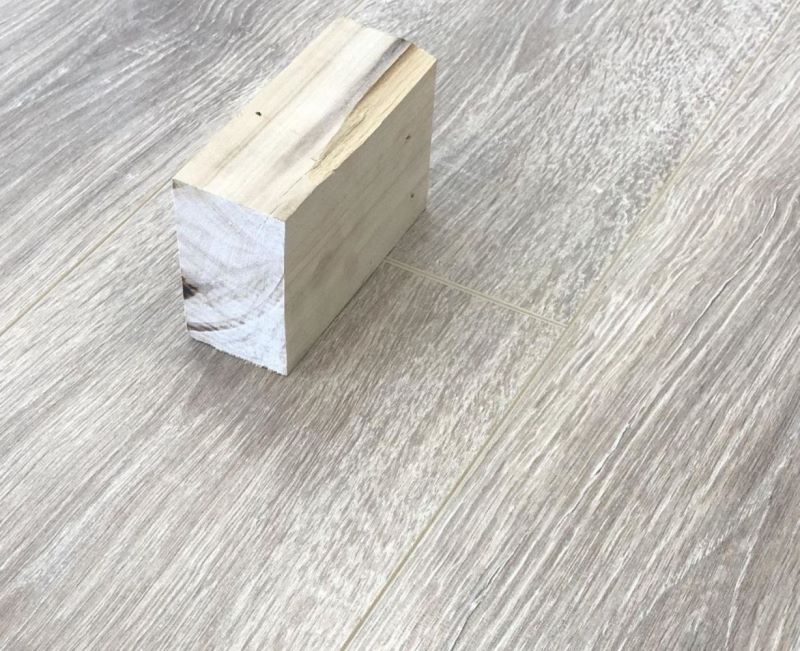 Ламинат "SunFloor" 8/32 4V Дуб Джонсон 32 (1380*193*8 мм) — купить в Симферополе