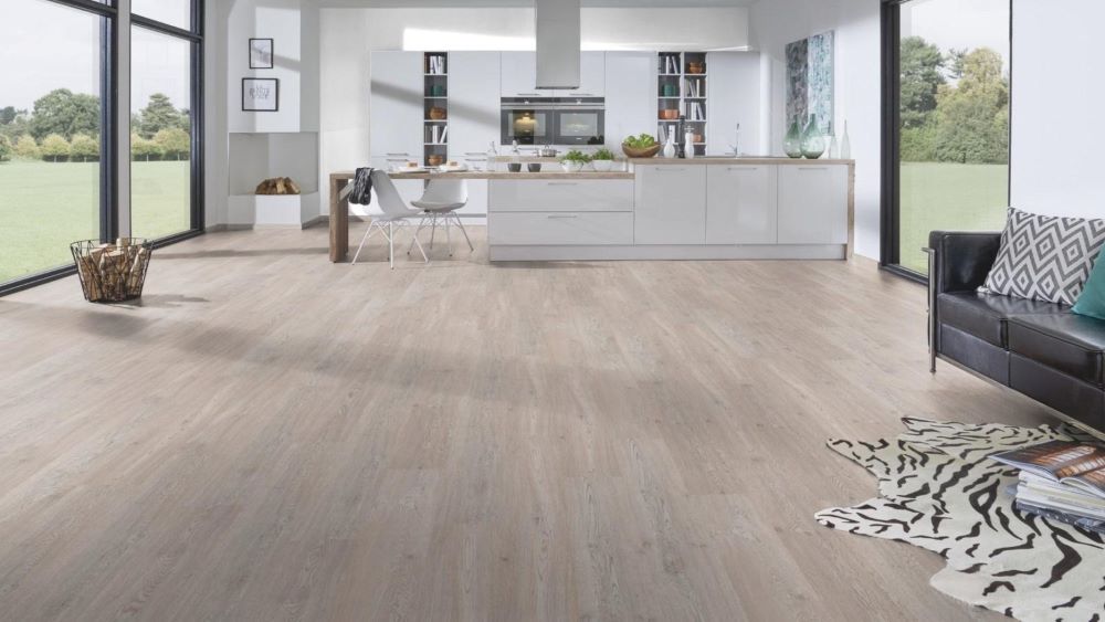 Ламинат Дуб Белый Масляный 33 класс "Krono original" Forte Classic 5552 oak (1285*192*8 мм) — купить в Симферополе