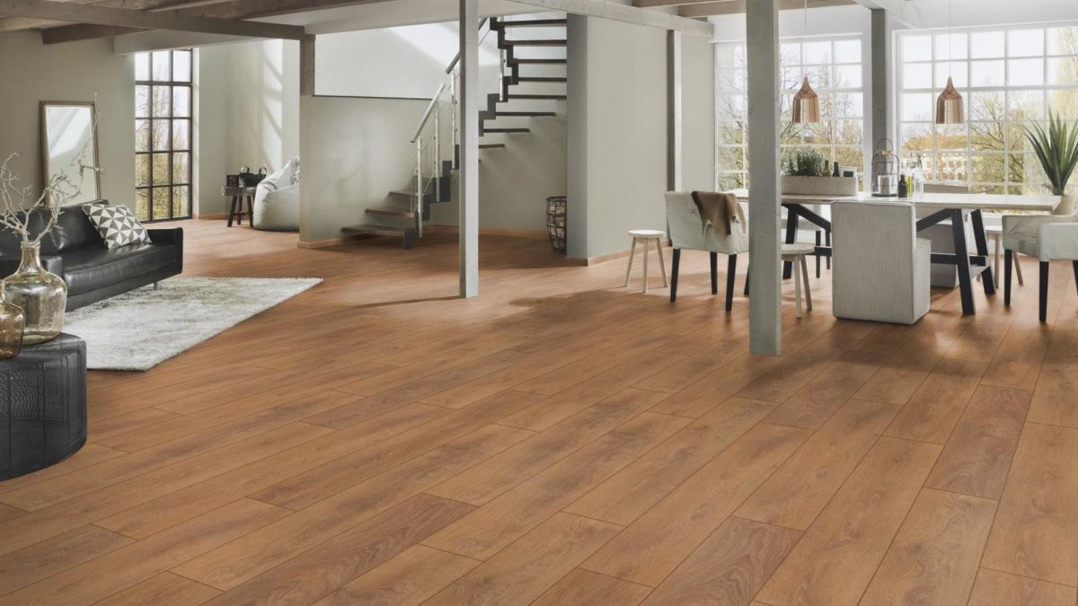 Ламинат "Kronospan" Super Natural Classic Дуб Харлех 8573 (1285*192*8 мм) — купить в Симферополе